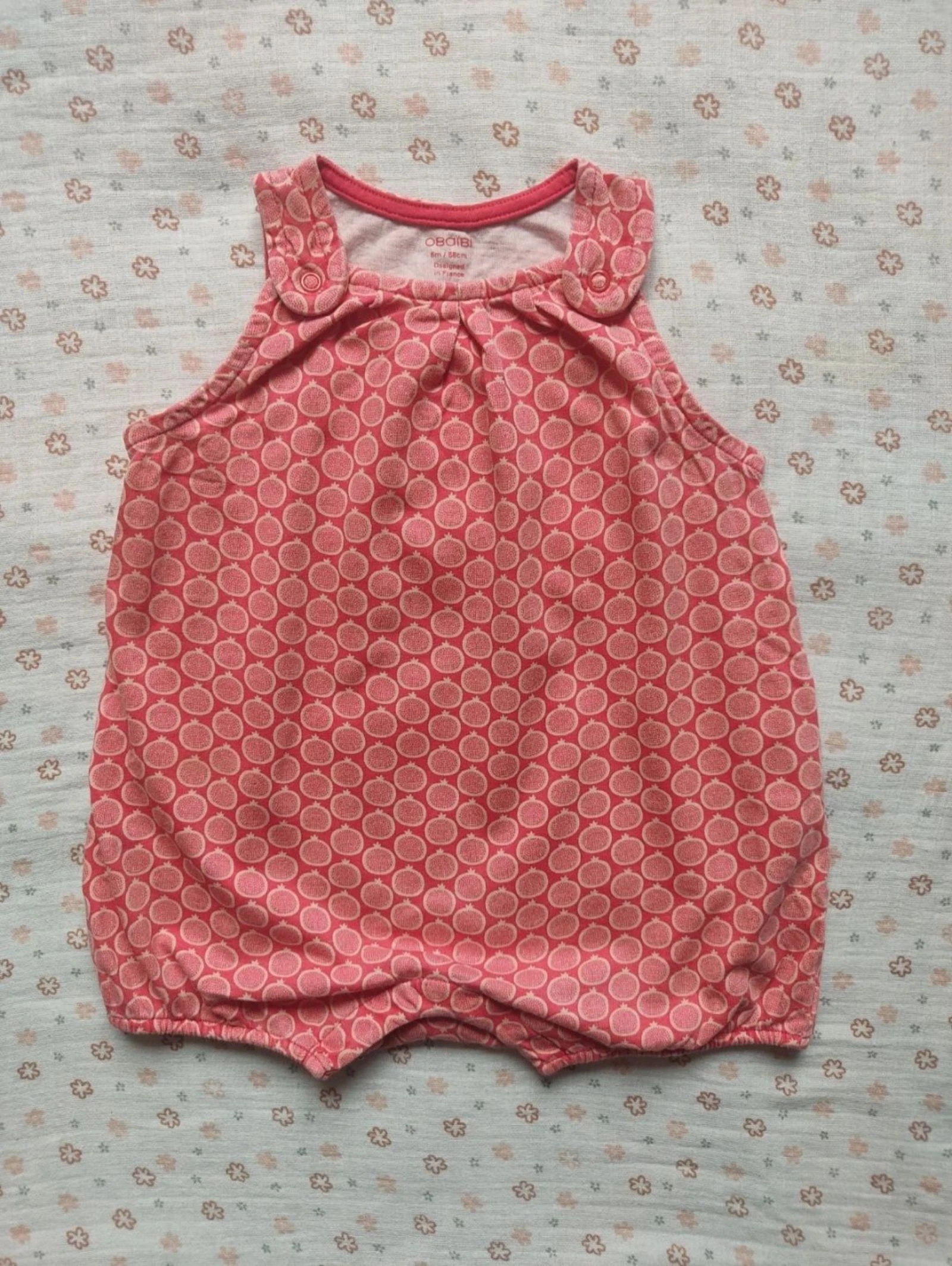 Barboteuse motifs grenade Obaïbi - Taille 6 mois - Très bon état
